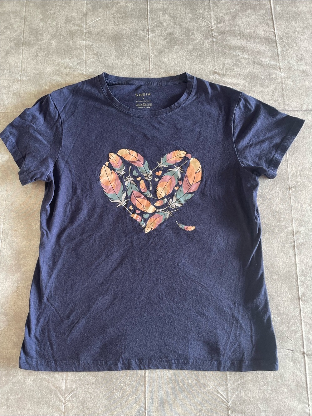 SHEIN Navy Tee with Multicolor Feather Heart Graphic